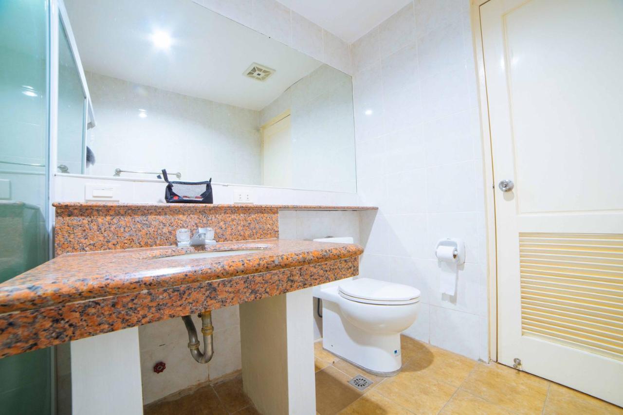 Reddoorz Premium @ Korea Town Angeles City Esterno foto